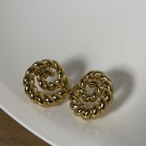 Aretes dorado caracol